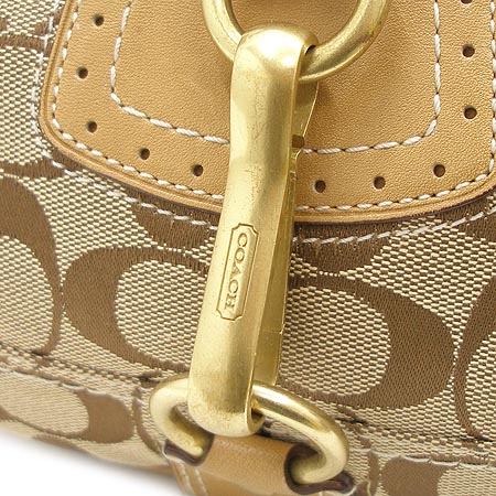 Coach(��ġ) �ñ׳��� �Ŀ�ġ ����� �̹���4 - ���̺��� �߰���ǰ