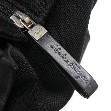Ferragamo(��󰡸�) �к긯 ����� �̹���4 - ���̺��� �߰���ǰ