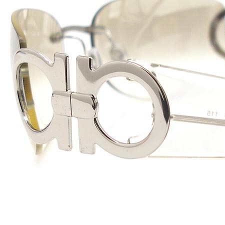 Ferragamo(��󰡸�) ��ġ�� �̴ϼ� ���۶� �̹���4 - ���̺��� �߰���ǰ