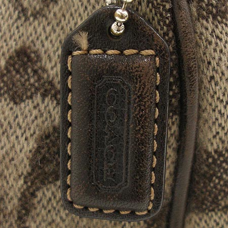 Coach(��ġ) �ñ׳��� ���� �Ŀ�ġ ����� �̹���5 - ���̺��� �߰���ǰ