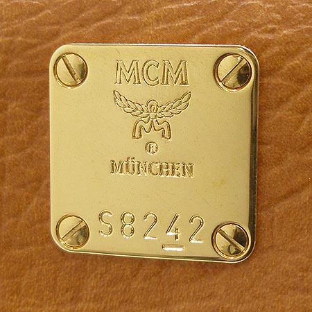 MCM(������) NEW CHARM ��� ���� ����� + ŰȦ�� �̹���3 - ���̺��� �߰���ǰ