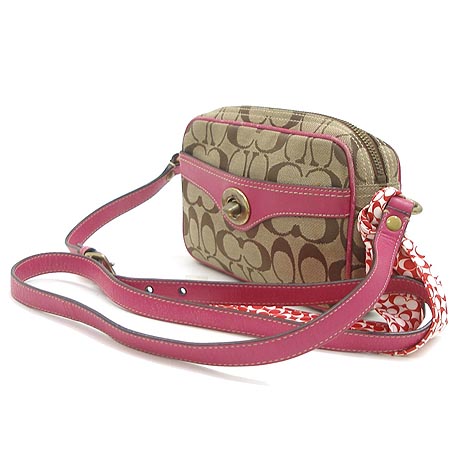 Coach(��ġ) �ñ׳��� ��ī�� ũ�ν��� �̹���2 - ���̺��� �߰���ǰ