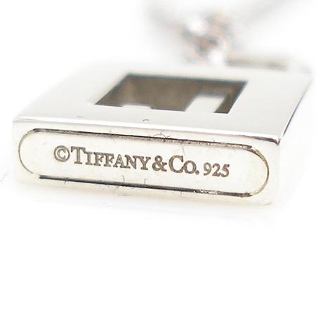 Tiffany(Ƽ�Ĵ�) 925 (�ǹ�) J �̴ϼ� �簢 ���Ʈ + 18K ���¸� ü�� ����� �̹���4 - ���̺��� �߰���ǰ