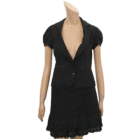 ������  ����