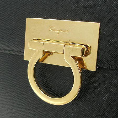 Ferragamo(��󰡸�) 21 0290. ���� ��ġ�� ��Ʈ�� + ��� ��Ʈ�� �̹���4 - ���̺��� �߰���ǰ