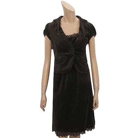 ������  ����