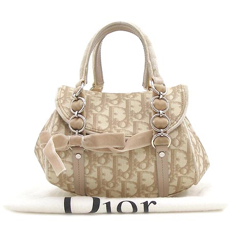 Dior(ũ����î���) �ΰ� �̴� ��Ʈ�� �̹���2 - ���̺��� �߰���ǰ