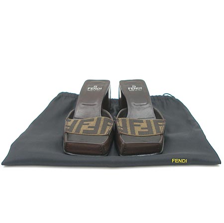 Fendi(���) FF �ΰ� �ڰ��� ��Ƽġ ������ ���� �̹���2 - ���̺��� �߰���ǰ
