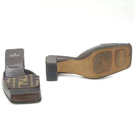 Fendi(���) FF �ΰ� �ڰ��� ��Ƽġ ������ ���� �̹���3 - ���̺��� �߰���ǰ