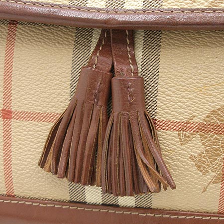 Burberry(������) Ŭ���� üũ ũ�ν��� �̹���4 - ���̺��� �߰���ǰ