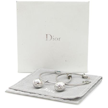 Dior(ũ����î���) ť�� ��� ���� ���Ʈ �Ͱ��� �̹���2 - ���̺��� �߰���ǰ