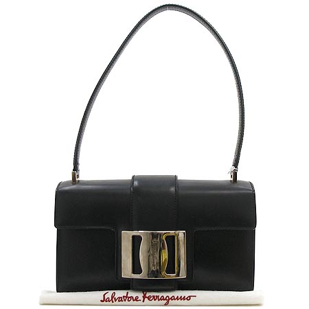 Ferragamo(��󰡸�) 21 1922. ���� ���� ��ġ�� �簢 ����� �̹���2 - ���̺��� �߰���ǰ