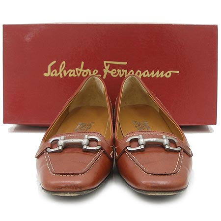 Ferragamo(��󰡸�) ��Ż ��ġ�� ������ ���� �̹���2 - ���̺��� �߰���ǰ