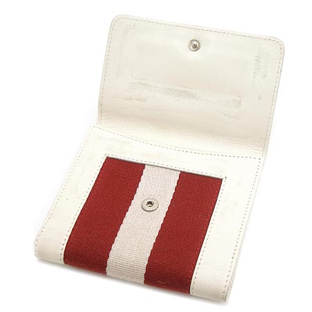 Bally(�߸�) 3�� ������ �̹���4 - ���̺��� �߰���ǰ