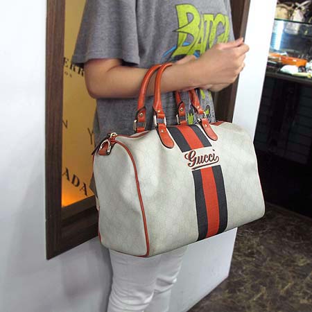 Gucci(����) 189895. ��� ��Ƽġ GG �ΰ� PVC ������ ��Ʈ�� �̹���5 - ���̺��� �߰���ǰ