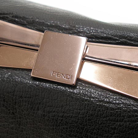 Fendi(���) 8BN022. �̴� �簢 Ŭ��ġ �� ��Ʈ�� �̹���4 - ���̺��� �߰���ǰ