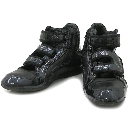 Armani(Ƹ)  ߸ Ŀ