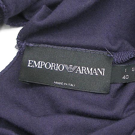 Emporio Armani(�������� �Ƹ�����) ž �̹���3 - ���̺��� �߰���ǰ