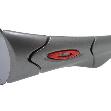 OAKLEY(��Ŭ��) DUCATI CORSE. �������� ���� �̹���4 - ���̺��� �߰���ǰ