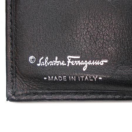 Ferragamo(��󰡸�) 22 4656. ���� ��ġ�� ������ �̹���4 - ���̺��� �߰���ǰ