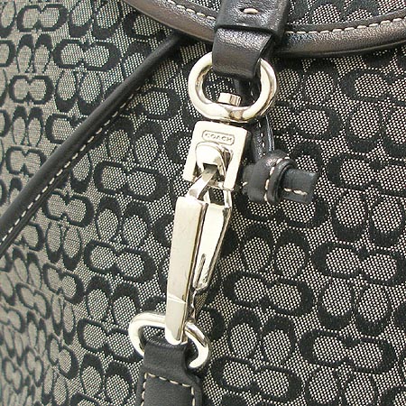 Coach(��ġ) �ñ׳��� ���� �̹���4 - ���̺��� �߰���ǰ
