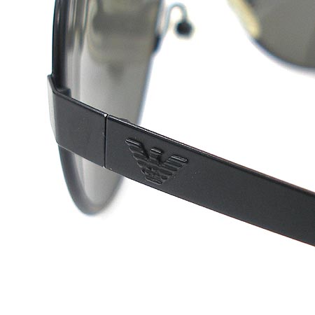 Armani(�Ƹ�����) ���۶� �̹���4 - ���̺��� �߰���ǰ