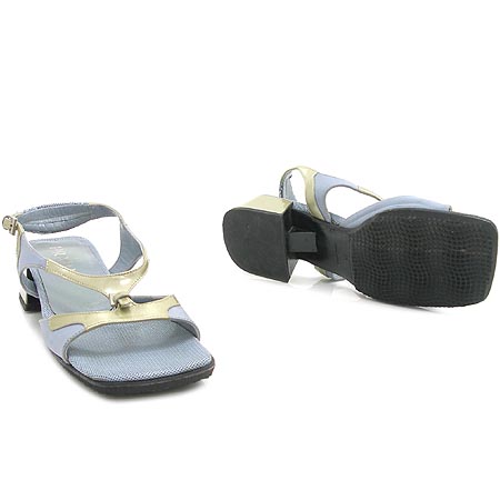 Prada(�����) ������ ���� �̹���2 - ���̺��� �߰���ǰ
