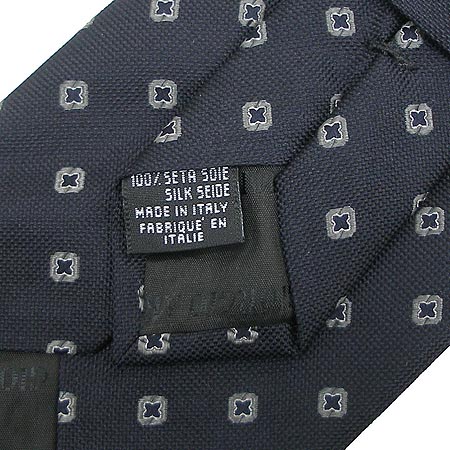 Armani(�Ƹ�����) �Ҹ����� �Ƹ����� 100% ��ũ ��Ÿ�� �̹���3 - ���̺��� �߰���ǰ