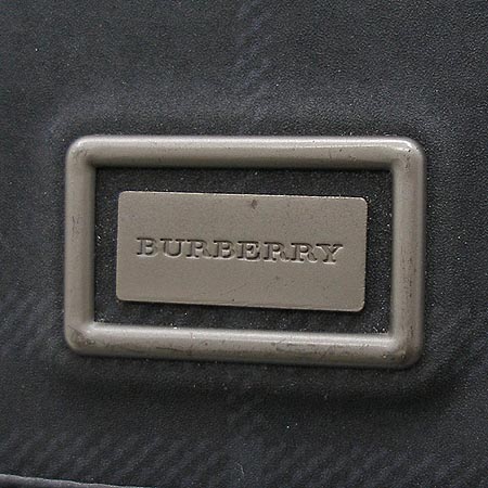 Burberry(������) ���̺� ���üũ ũ�ν��� �̹���4 - ���̺��� �߰���ǰ