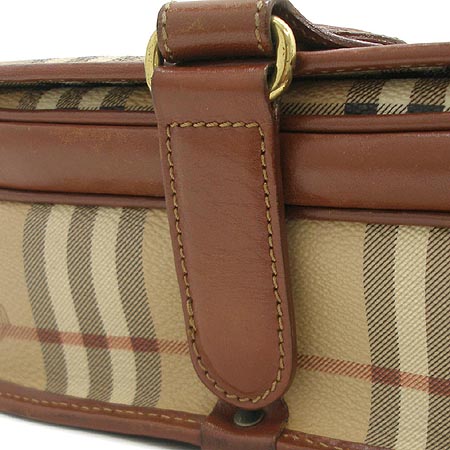 Burberry(������) Ŭ���� ũ�ν��� �̹���4 - ���̺��� �߰���ǰ