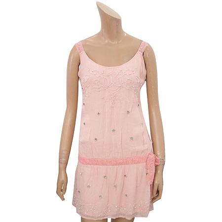 �𸣰�  ����