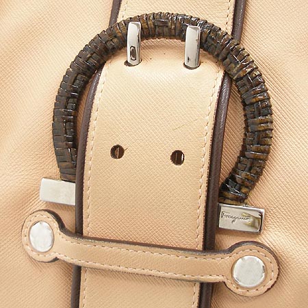Ferragamo(��󰡸�) 21 6806 ��ġ�� ����� �̹���4 - ���̺��� �߰���ǰ