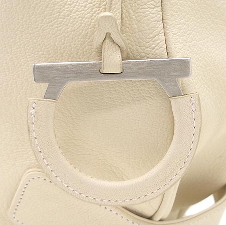 Ferragamo(��󰡸�) 21/8454 ���� ��� �� ��Ʈ�� [��������] �̹���4 - ���̺��� �߰���ǰ
