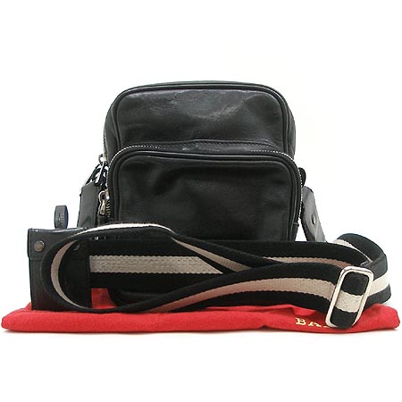 Bally(�߸�) TRANO-N/00. �����Ƽġ ũ�ν��� �̹���2 - ���̺��� �߰���ǰ