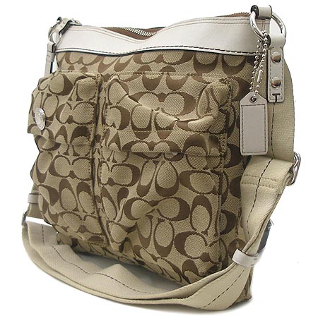 Coach(��ġ) �ñ׳��� ũ�ν��� �̹���3 - ���̺��� �߰���ǰ