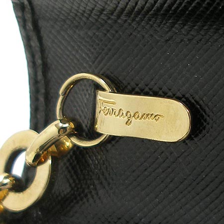 Ferragamo(��󰡸�) 21 9629. ���� ��ġ�� ü�� ũ�ν��� �̹���5 - ���̺��� �߰���ǰ