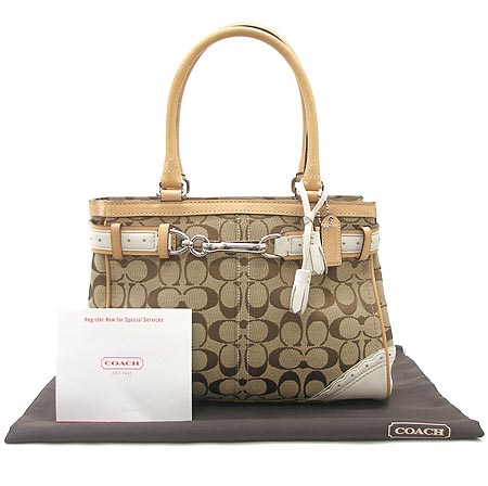 Coach(��ġ) �ñ׳��� ��Ʈ�� �̹���2 - ���̺��� �߰���ǰ
