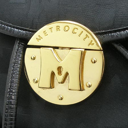 Metrocity(��Ʈ�ν�Ƽ) M �ΰ� ���� ��� �ڰ��� ���� �̹���2 - ���̺��� �߰���ǰ