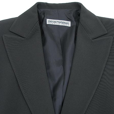 Emporio Armani(�������� �Ƹ�����) ���� �̹���2 - ���̺��� �߰���ǰ