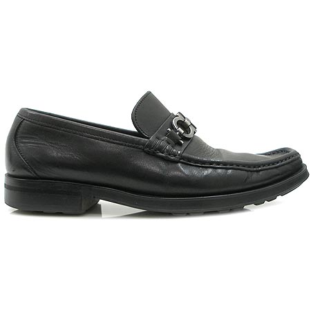 Ferragamo(󰡸) ġ   ̹3 - ̺ ߰ǰ
