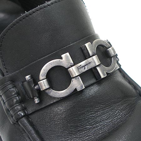Ferragamo(󰡸) ġ   ̹4 - ̺ ߰ǰ