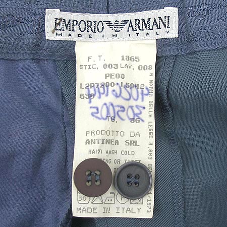 Armani(�Ƹ�����) ���� �̹���4 - ���̺��� �߰���ǰ