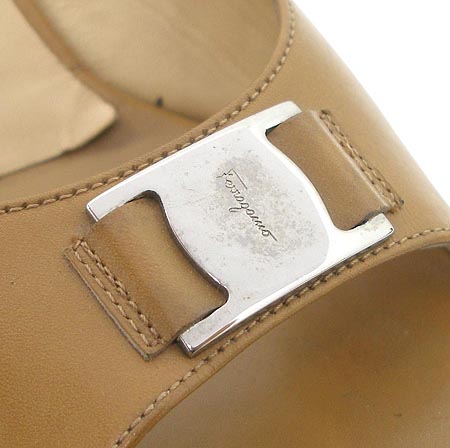 Ferragamo(��󰡸�) ������ ���� ��ġ�� ���� �̹���5 - ���̺��� �߰���ǰ