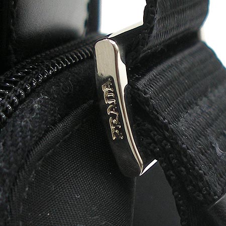 Prada(�����) �к긯 ��Ƽ ���� ũ�ν��� �̹���5 - ���̺��� �߰���ǰ