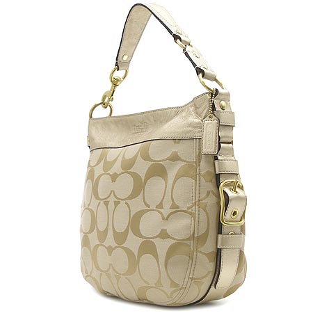 Coach(��ġ) �ñ׳��� ��� ����� ���� ��Ƽġ ȣ�� ����� �̹���3 - ���̺��� �߰���ǰ