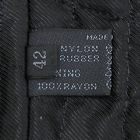 Prada(�����) ���� �̹���4 - ���̺��� �߰���ǰ