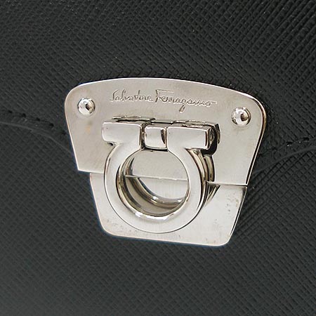 Ferragamo(��󰡸�) 22 A207 ���� ��ġ�� ������ [�б�������] �̹���2 - ���̺��� �߰���ǰ