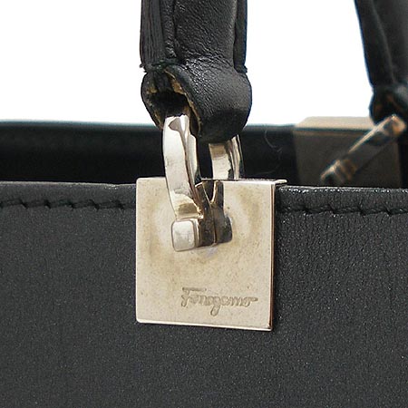 Ferragamo(��󰡸�) 21 0832. �ٰ� ����� �̹���3 - ���̺��� �߰���ǰ