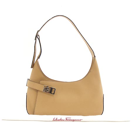 Ferragamo(��󰡸�) 21 0170. ���� ��ġ�� ����� �̹���2 - ���̺��� �߰���ǰ
