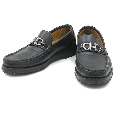 Ferragamo(󰡸)  ġ  